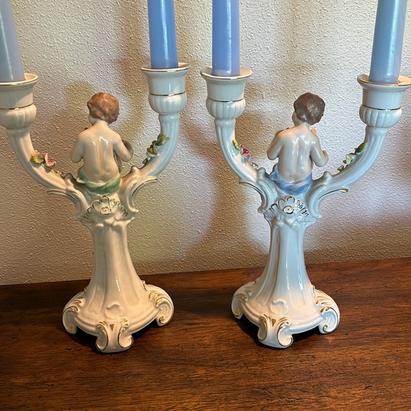 Stunning Pair Dresden Porcelain Cherub Putti Candlesticks Germany - Picture 6 of 13